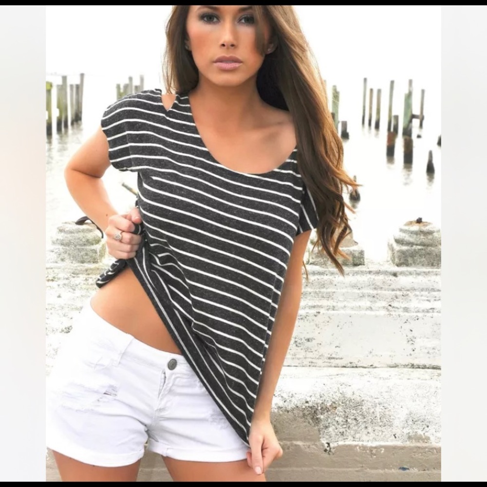 Basic Charcoal Stripe Cold Shoulders Loose Blouse Tank Top new Tresics M Beach